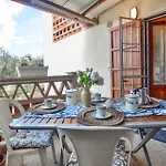 2 Bedroom Beautiful In *