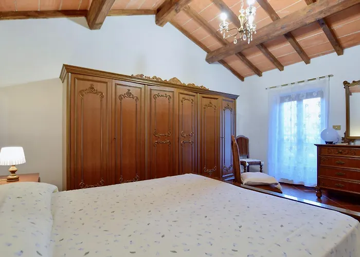 2 Bedroom Beautiful In 펜션 마사로라